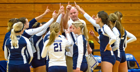 WolfPack volleyball wins 10 straight matches, claims share of conference title