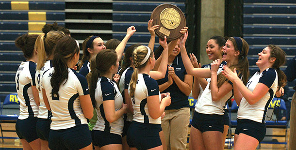 Volleyball+team+celebrates+regional+title