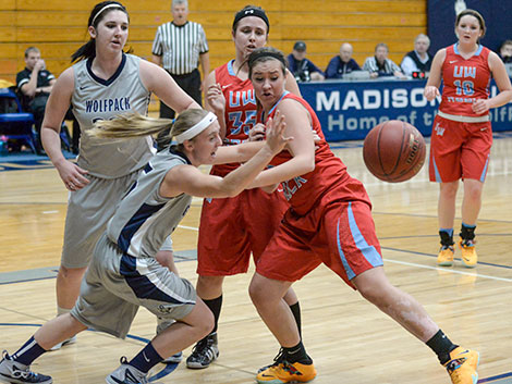 Madison College guard Kaitlyn Kast scrambles for a loose ball during her team’s game against UW-Rock County at home on Nov. 12. The WolfPack women’s basketball team is off to a 3-3 start on the season, having lost its last two games. The team’s next home game will be on Dec. 3 against Western Technical College.