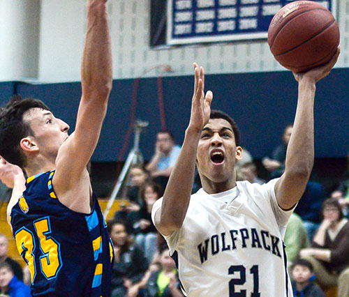 Jarrod Walton, a freshman, ended the season as Madison College’s leading scorer and top rebounder. He averaged 15.9 points a game