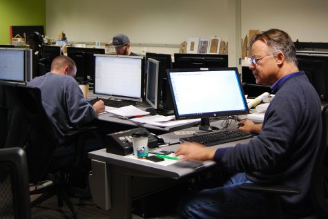 Architecture instructor Bob Corbett and his students work with various types of 3D technology in the classroom.