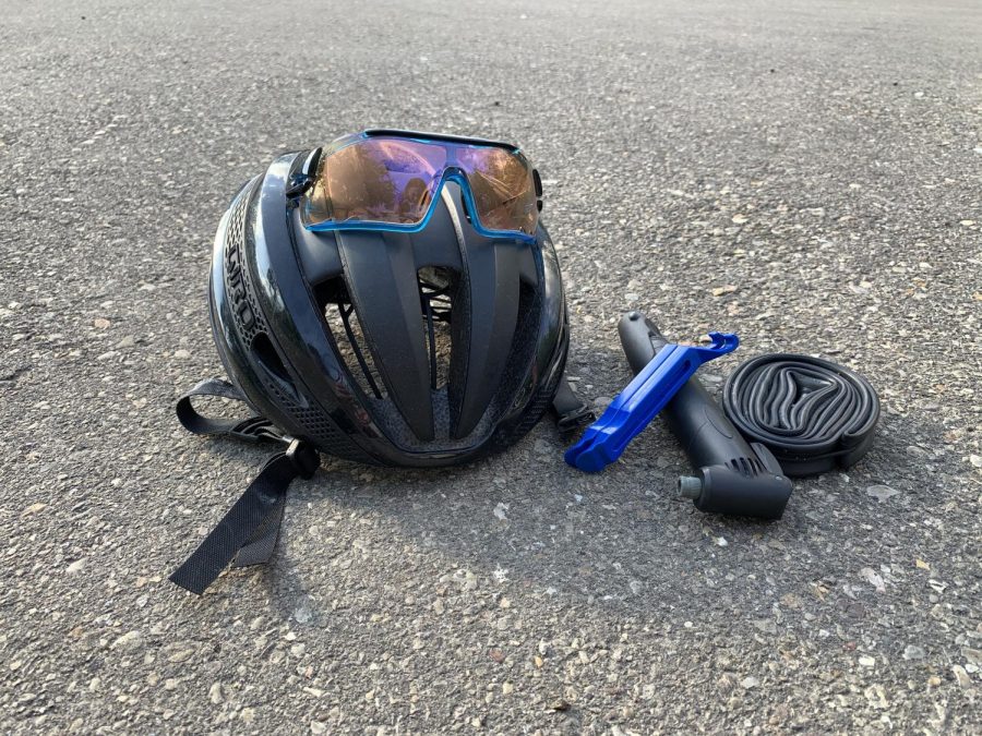 A+helmet%2C+glasses%2C+multitool%2C+CO2+inflator+and+inner+tube+can+help+ensure+a+safe+bike+ride.