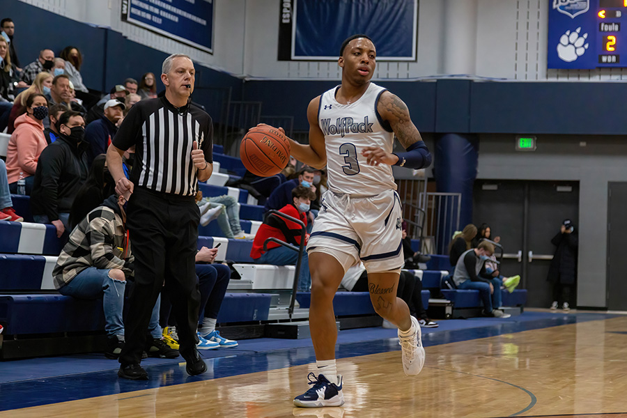 Madison College’s Arrion Curothers brings the ball upcourt against College of DuPage on Feb. 10.