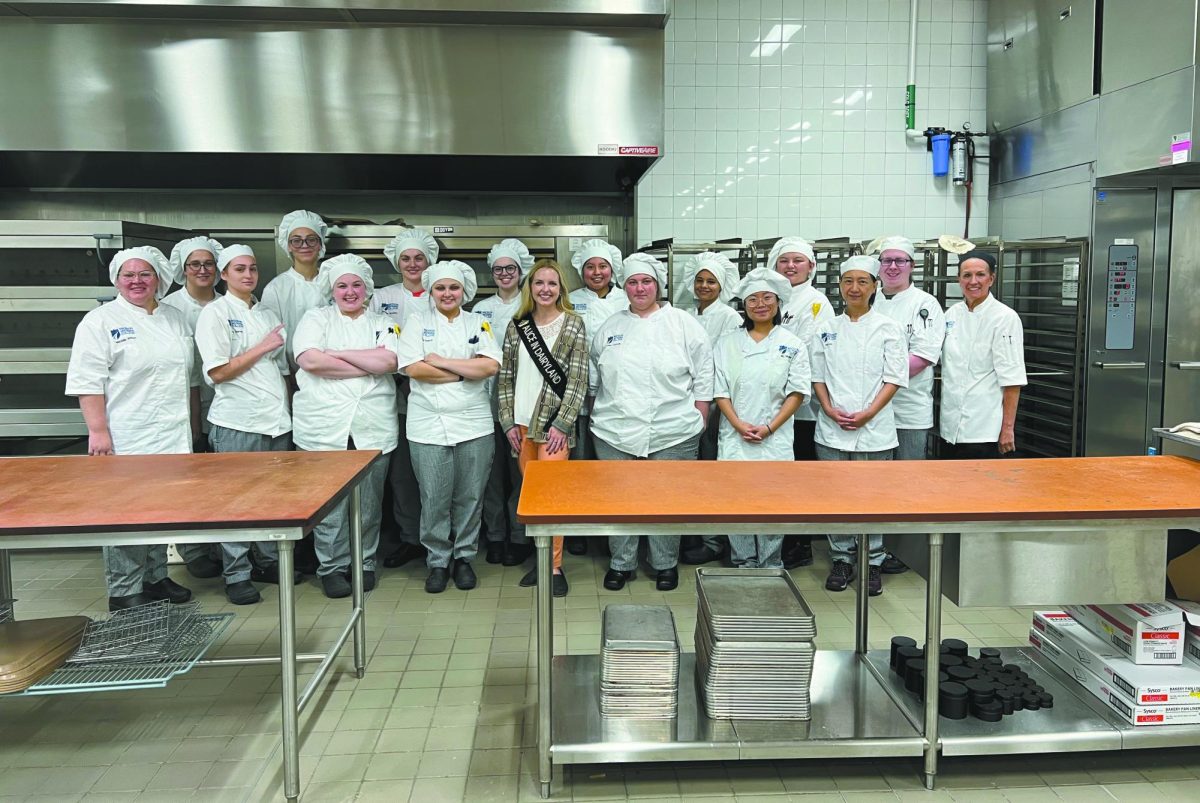 Alice in Dairyland Ashley Hagenow joins students and staff from the Bakery and Decorative Arts Program for a photograph. Pictured are, front row, from left: Maddie Wilson, Hailey Barrett, Meghan Reiche, Anabel Imhoff, Ashley Hagenow, Ashley Varholik, MC Mueller and Kaya Luo; back row, from left: Madeline Walstad, Evelyn Byrnes, Maddie Housley, Michele Mendez Tapia, Briana Jackson, Lela Vue, Jordan Keehn and Cheryl Weise.