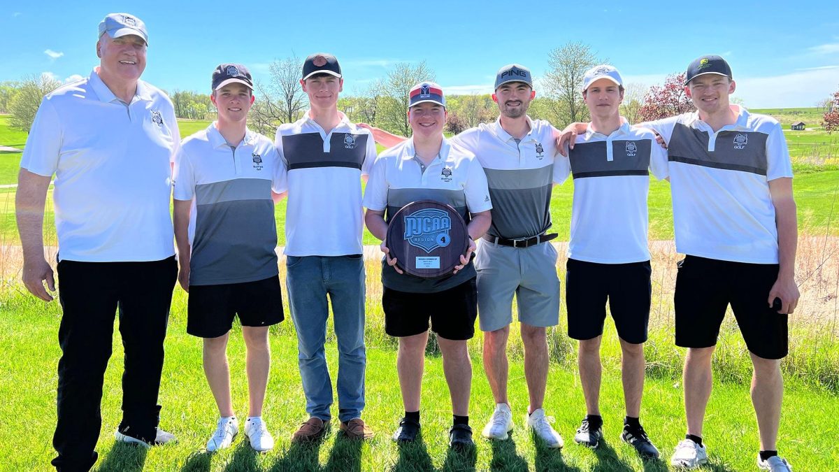 REGION RUNNERS-UP: Second-place finish sends Madison College to NJCAA Championships