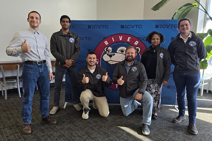 The Madison College Student Senate contingent at the Wisconsin Student Government Meeting on Oct. 3-4 gather for a photo.